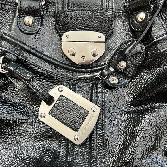 VIA REPUBBLICA black patent leather bag, made in Italy - Picture 7 of 12